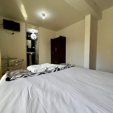 Hostal Santa Rosa Карас Экстерьер фото